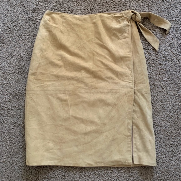 Oscar de La Renta Lamb Suede Skirt‎ Size 6 Y2k
